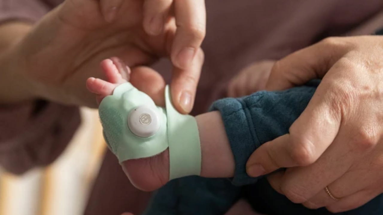 Owlet stops selling infant monitoring sock after FDA order